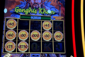 04-03-26_4395.00_LUCKYWINNER